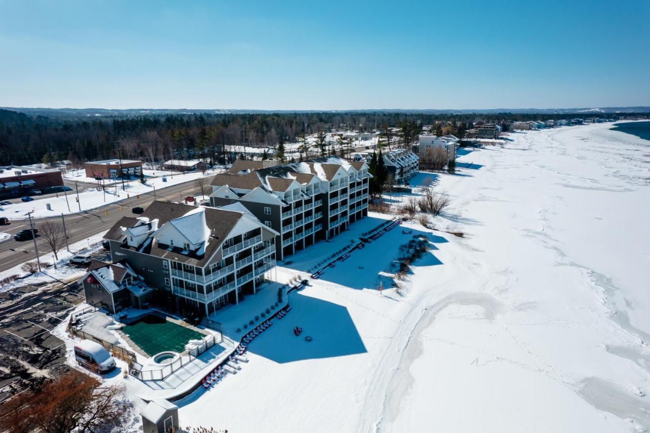 Cherry Tree Inn & Suites Traverse City Zewnętrze zdjęcie