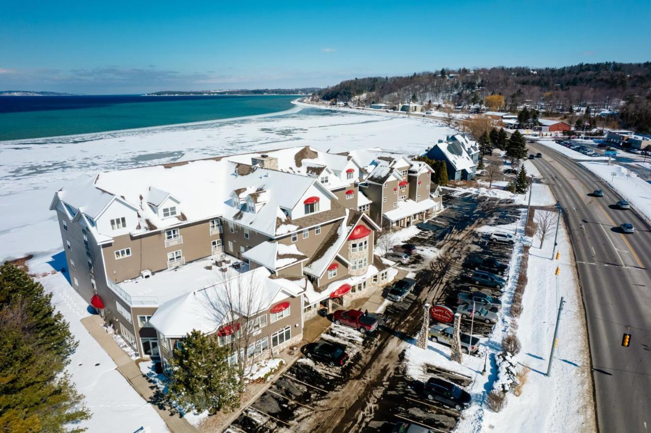 Cherry Tree Inn & Suites Traverse City Zewnętrze zdjęcie