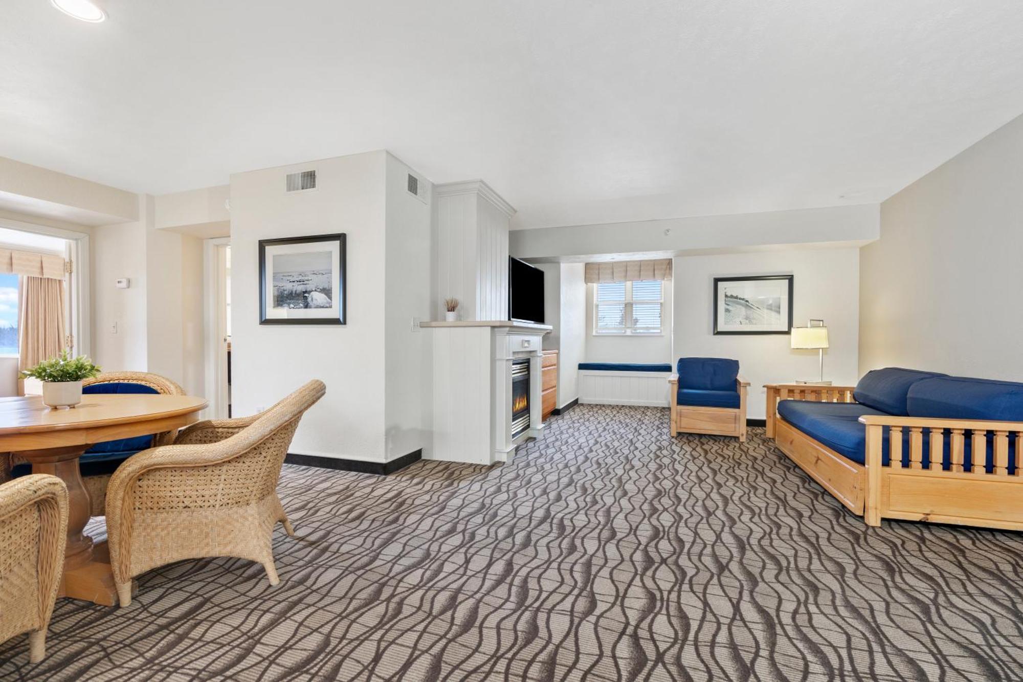 Cherry Tree Inn & Suites Traverse City Zewnętrze zdjęcie